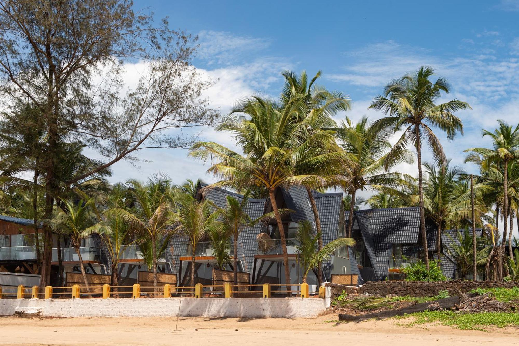 The Rose Goa Beach Resort Agonda Exterior photo